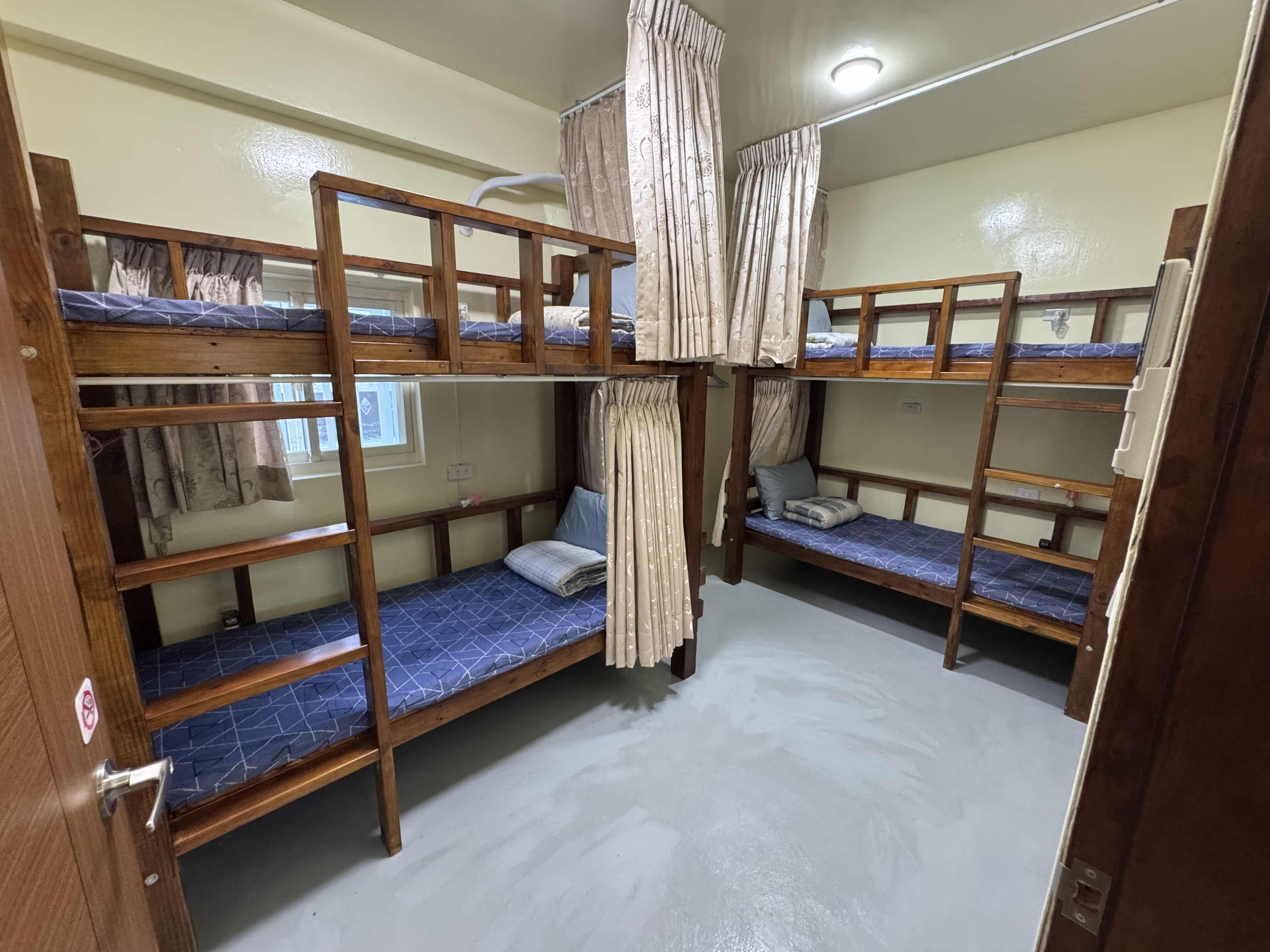 夏天民宿背包客房型照片